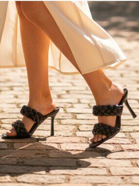 Braided Double Strap Black Heeled Sandals With Square Toe Design For Women